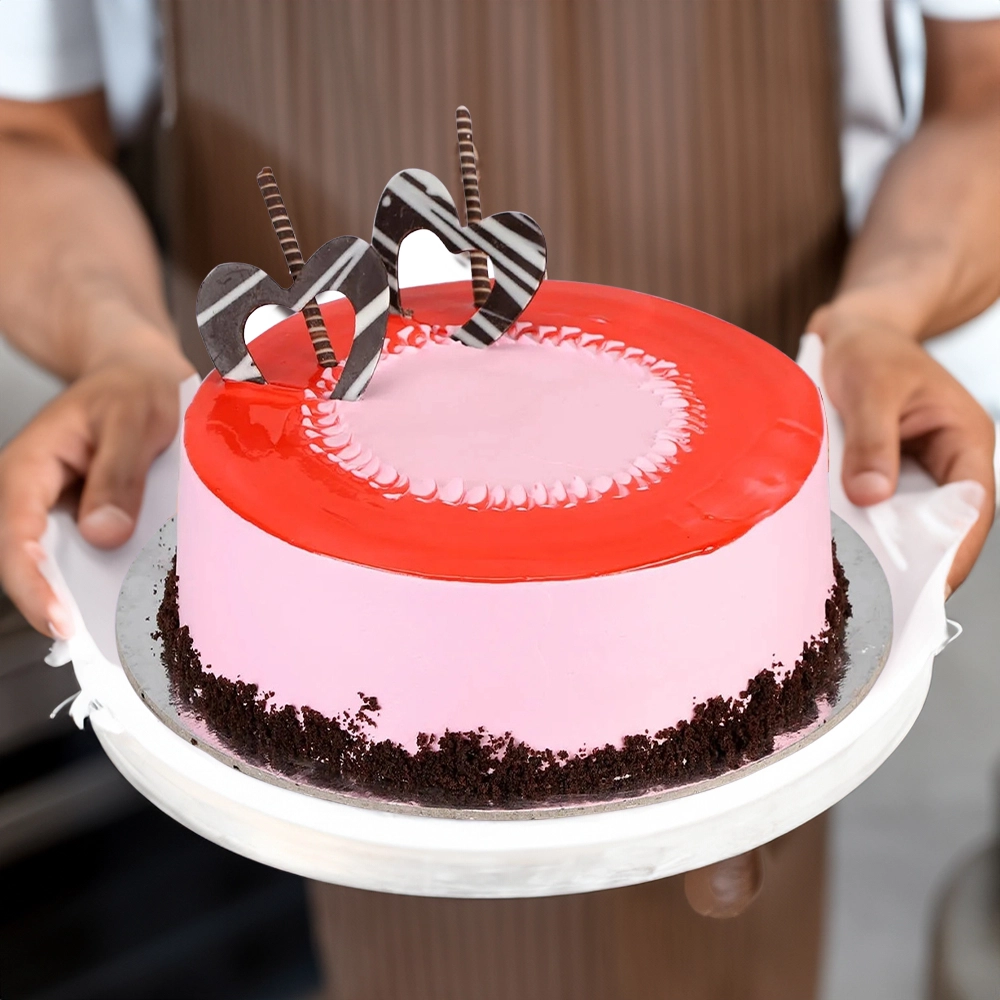 1 kg strawberry creme cake