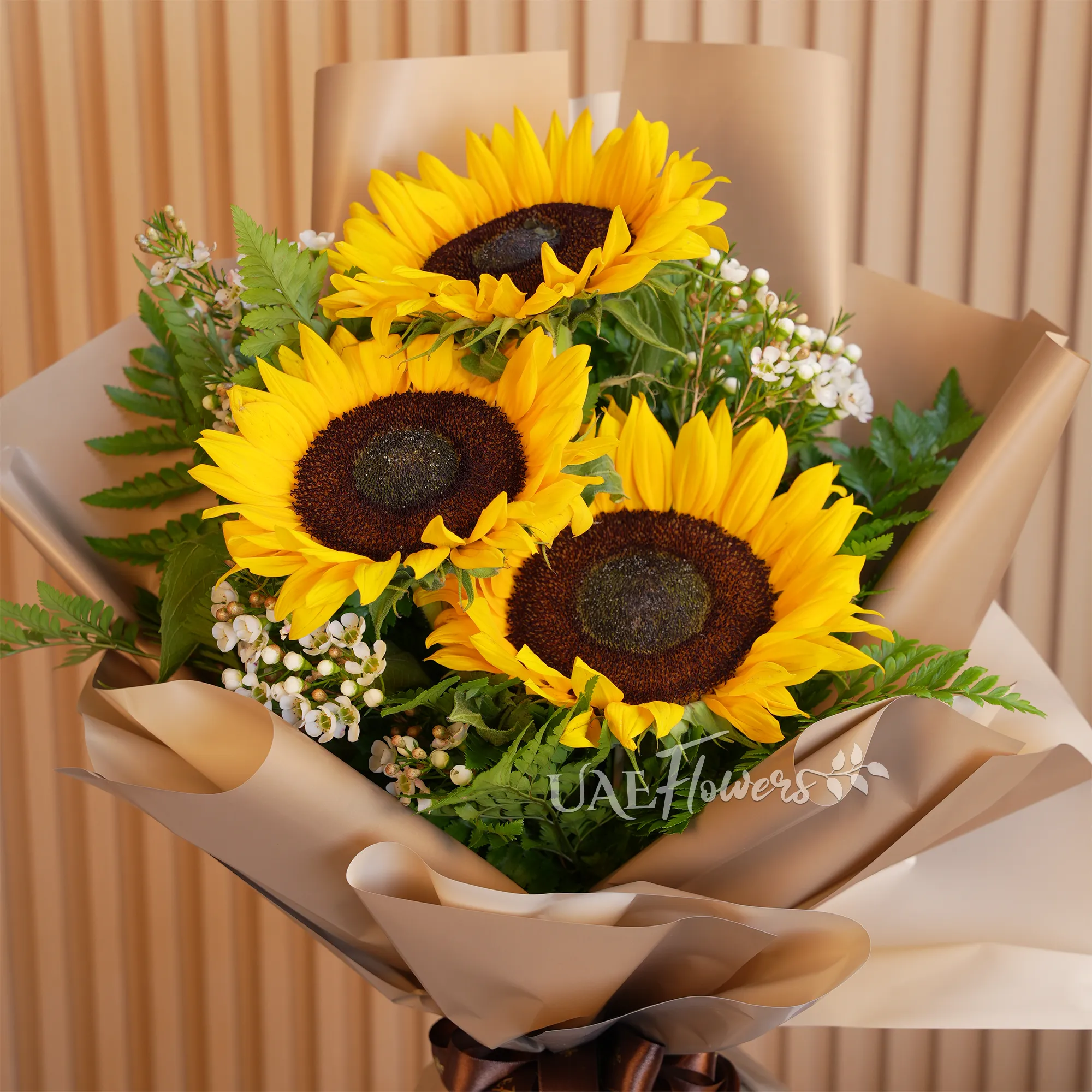 online bouquet of 3 sunflowers with green fillers