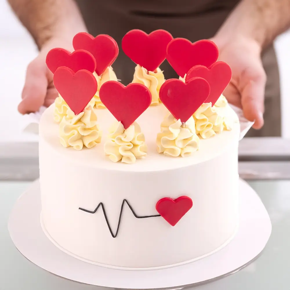 2kg heartbeat cake