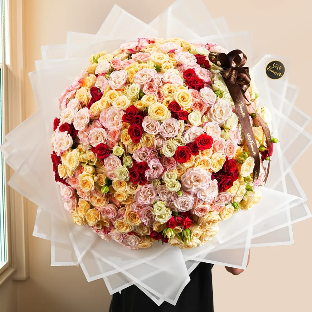 bouquet of 100 mixed spray roses