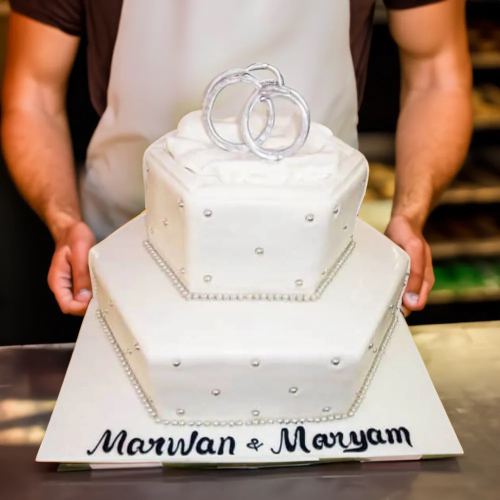5 Kg Silver ring cake made with chocolate sponge and fresh cream filling